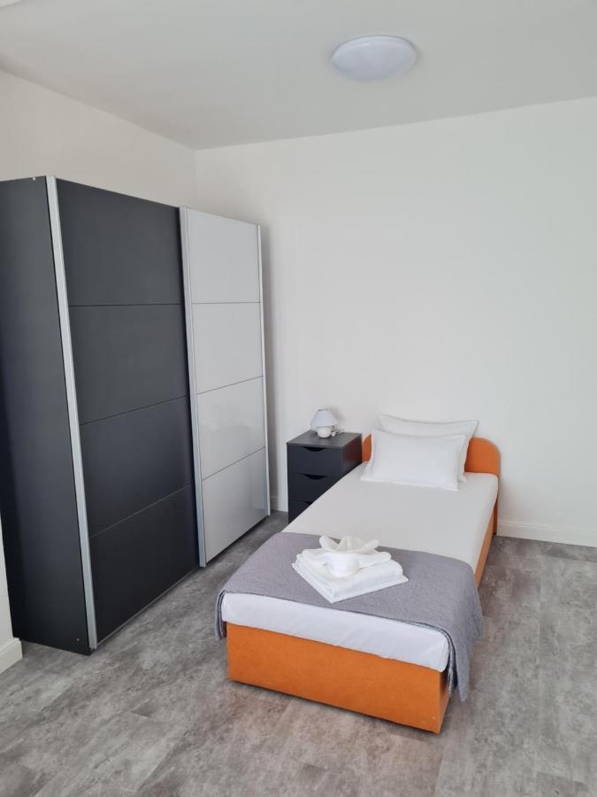 Charlene Apartment *